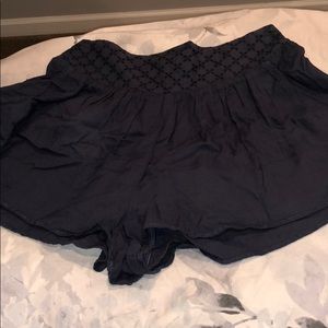 American Eagle flow shorts